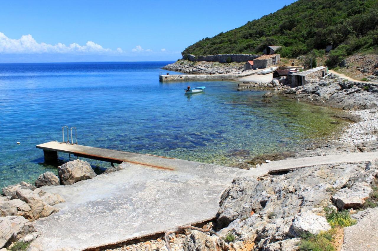 Apartments And Rooms With Parking Space Cunski, Losinj - 2498 Exteriör bild