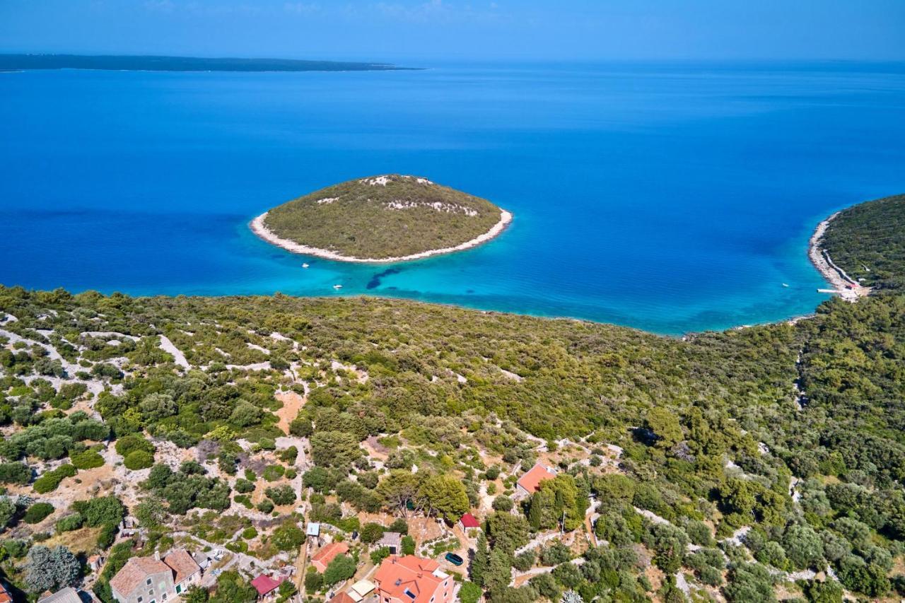 Apartments And Rooms With Parking Space Cunski, Losinj - 2498 Exteriör bild