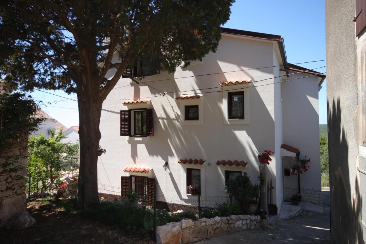 Apartments And Rooms With Parking Space Cunski, Losinj - 2498 Exteriör bild
