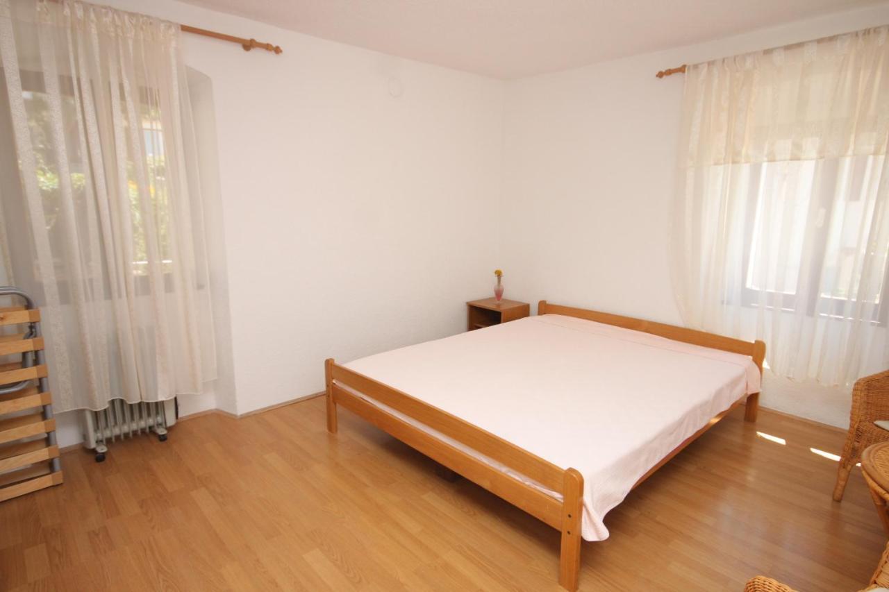 Apartments And Rooms With Parking Space Cunski, Losinj - 2498 Exteriör bild