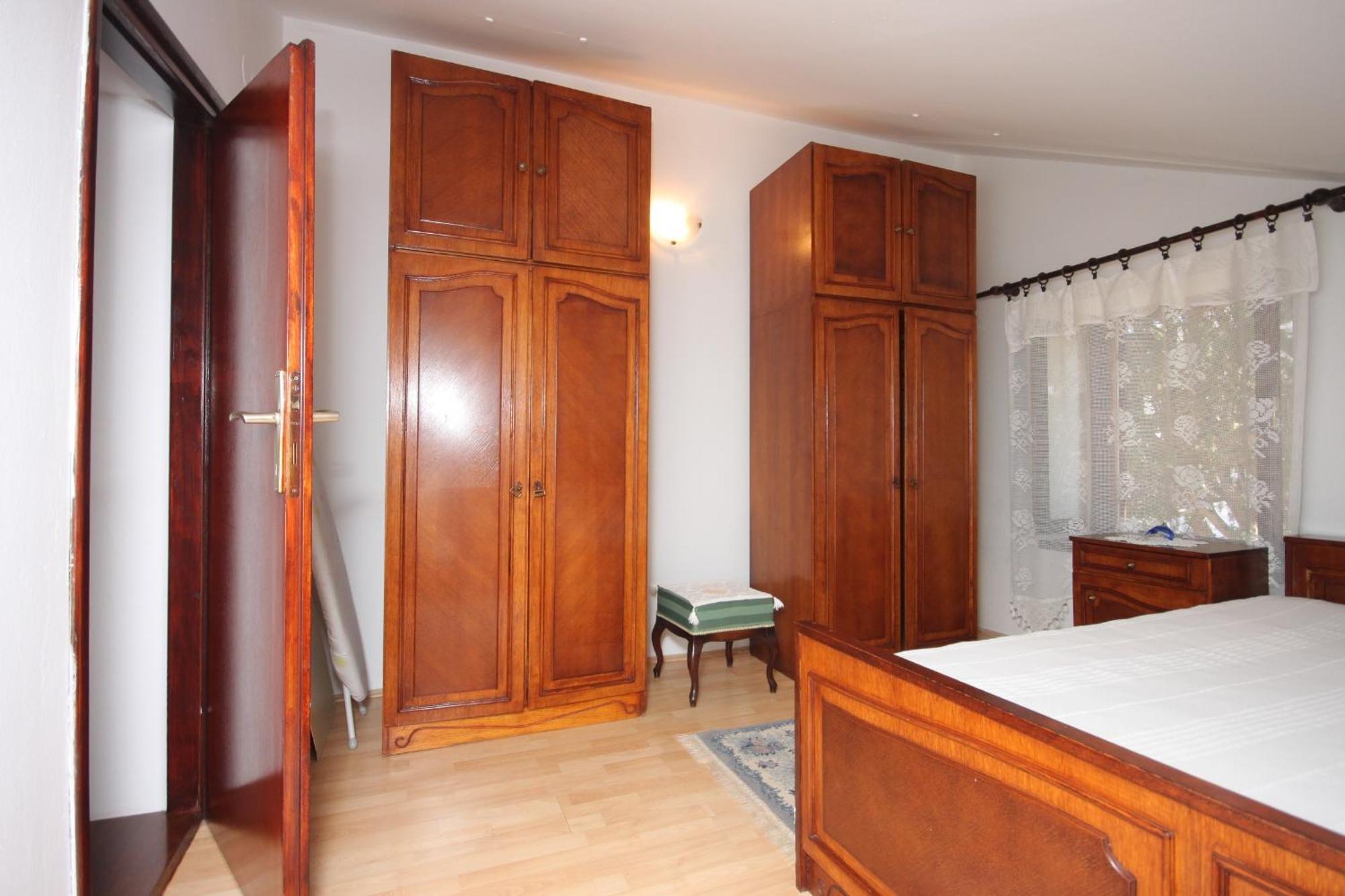Apartments And Rooms With Parking Space Cunski, Losinj - 2498 Rum bild
